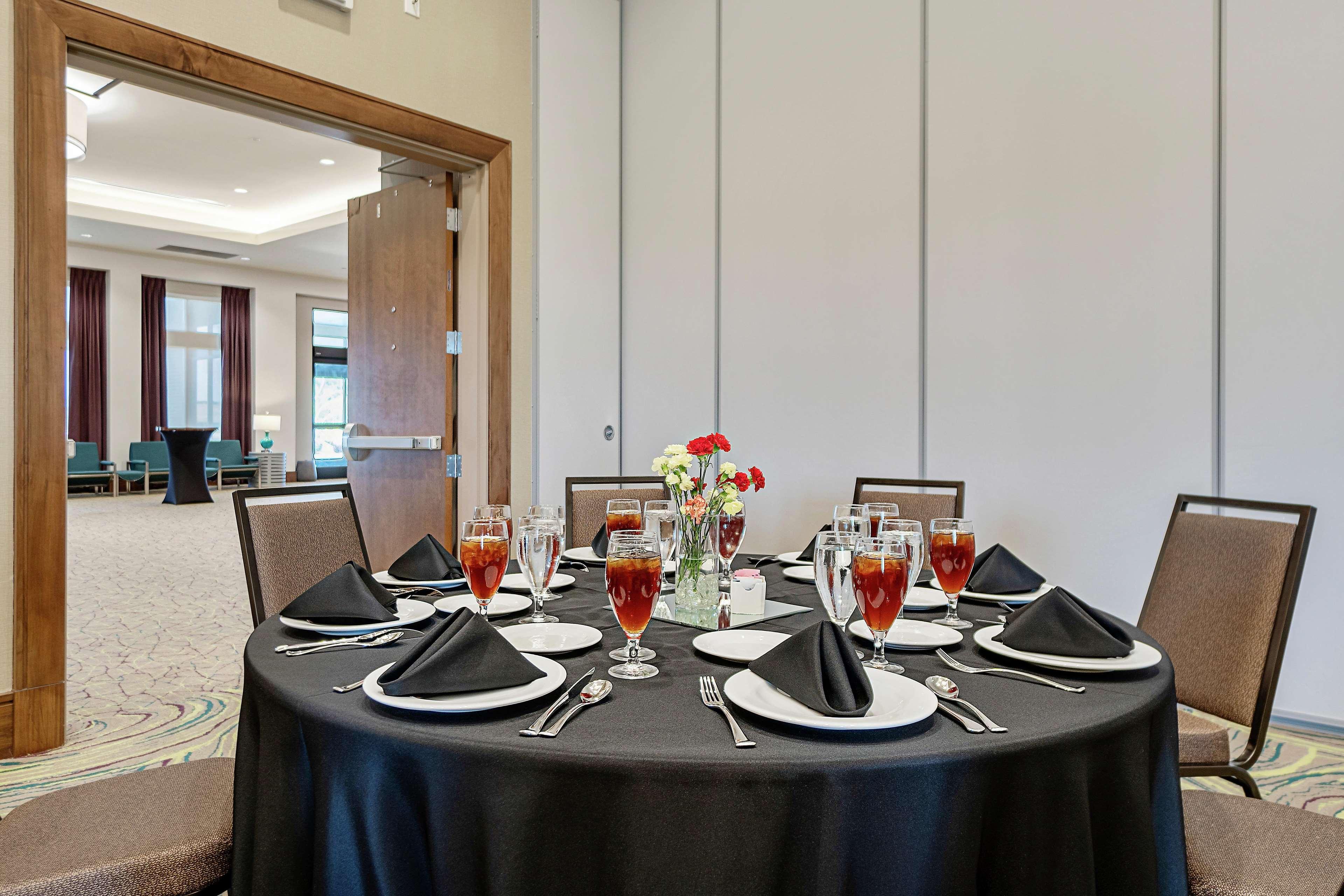 Hilton Garden Inn Edmond/Oklahoma City North Exteriör bild